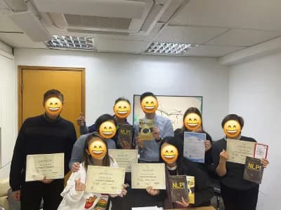NLP 畢業生照片1