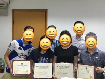 NLP 畢業生照片4